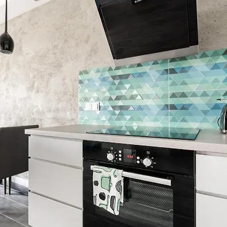 Ochota View Modern By Bookinghost *